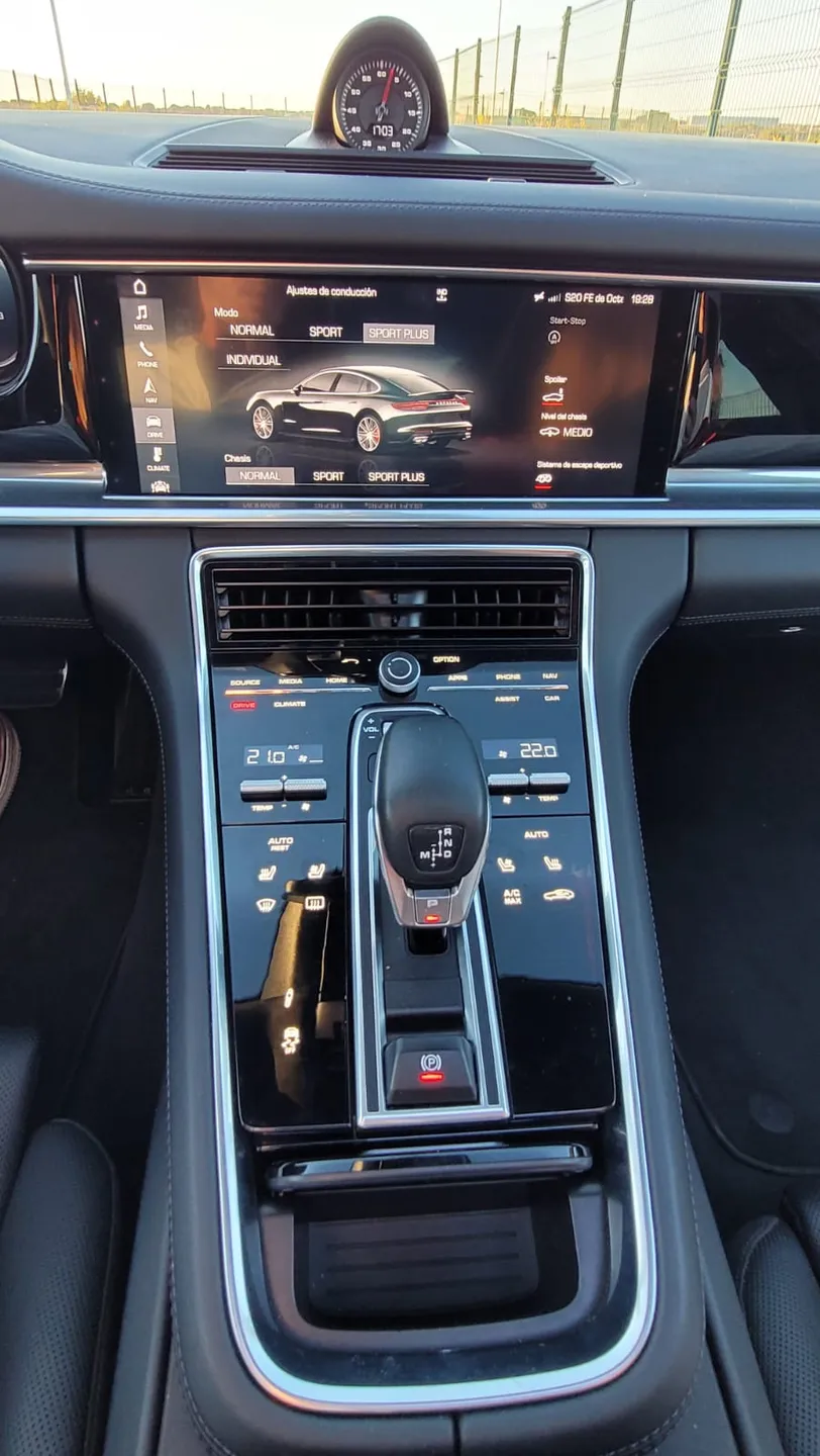 PORSCHE PANAMERA S TURBO PDK 10