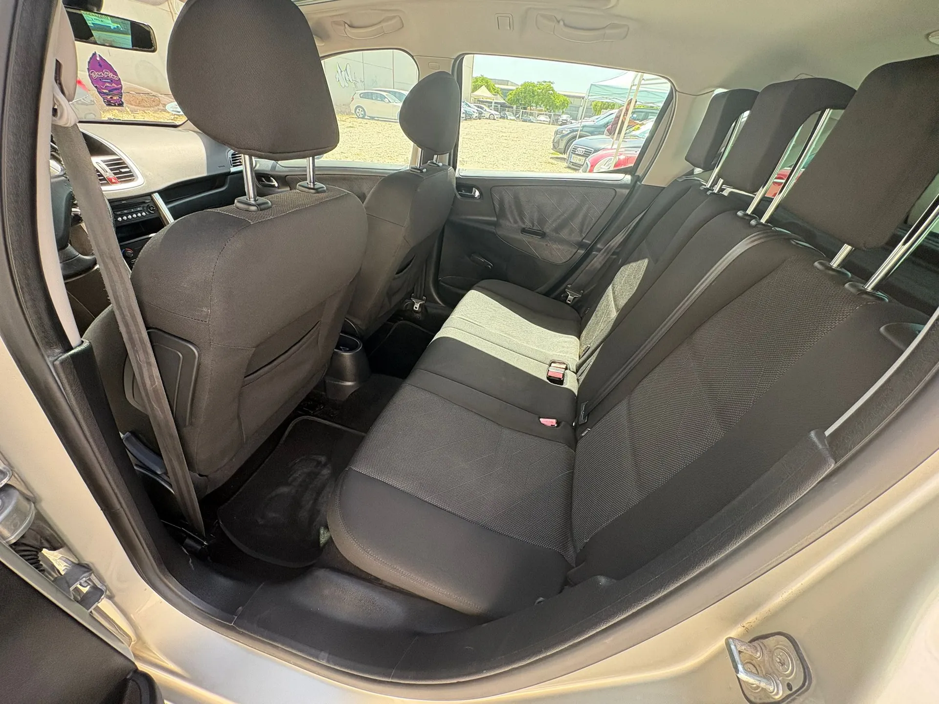Peugeot 207 SW 1.6 VTi 7