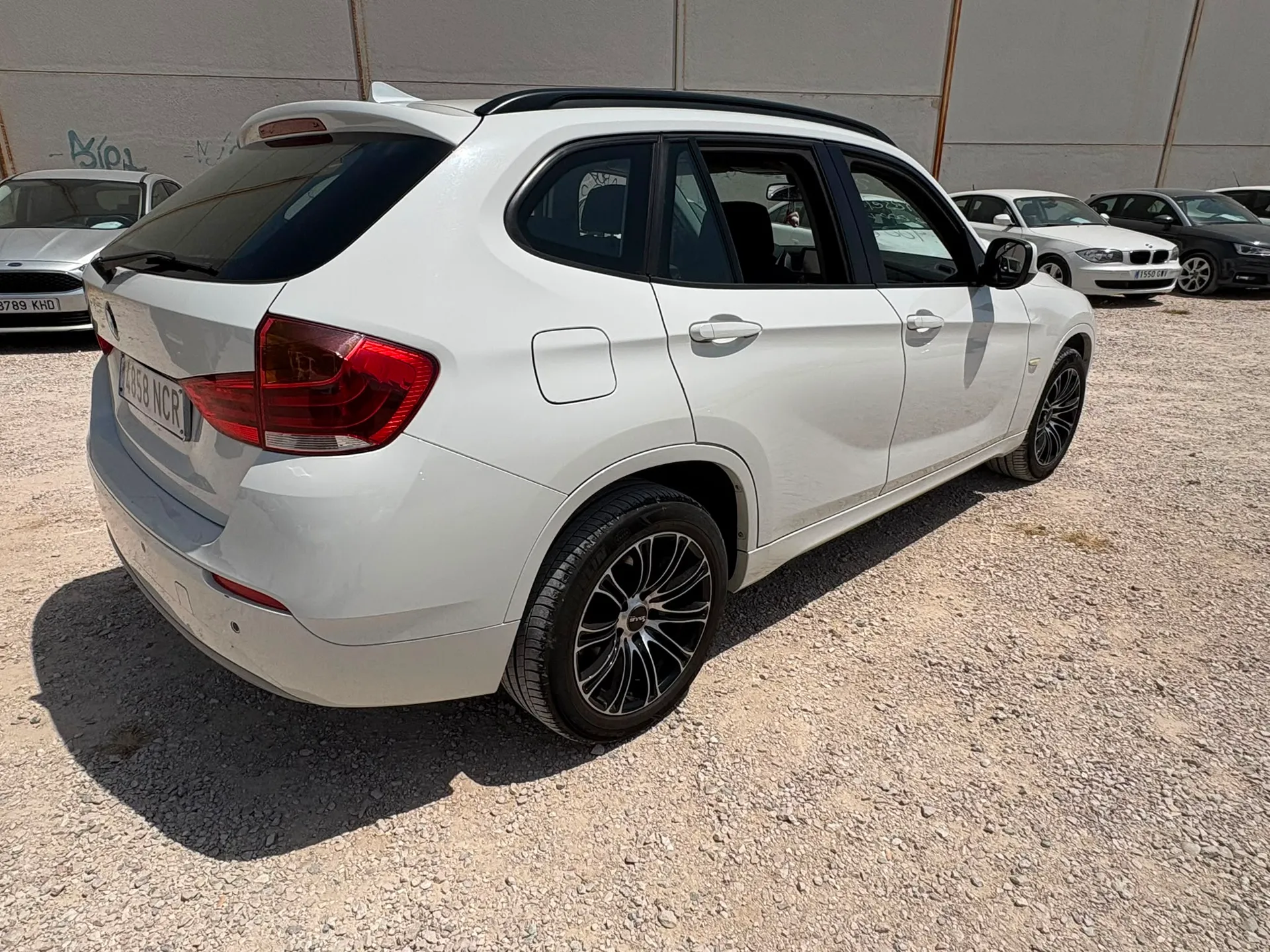 BMW X1 sDrive18d 4